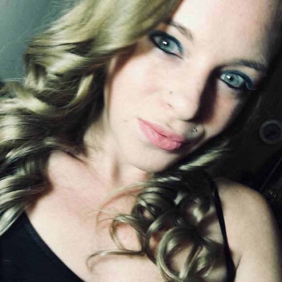 Meet your Posher, Jessie - Picture 1 of 1